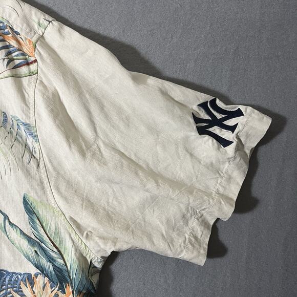 TOMMY‎ BAHAMA Baseball NY Yankees 100% Silk Shirt MLB Hawaiian Tropical XL - Picture 2 of 11
